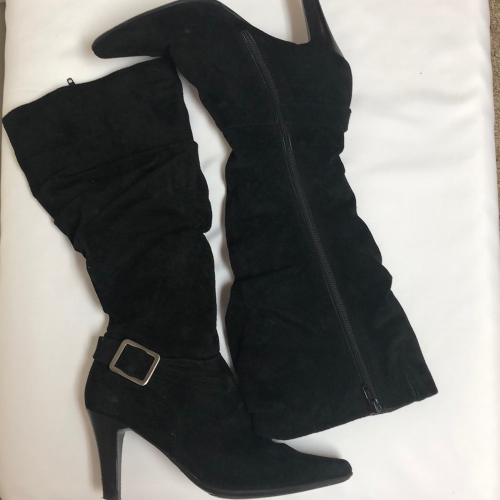 WHITE MOUNTAIN SUEDE SLOUCH BOOTS